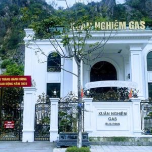 Lễ phát động Tháng công nhân – tháng an toàn vệ sinh lao động năm 2025 với chủ đề: “Tăng cường đánh giá, nhận diện nguy cơ rủi ro và chủ động triển khai các biện pháp đản bảo an toàn, vệ sinh lao động tại nơi làm việc”.